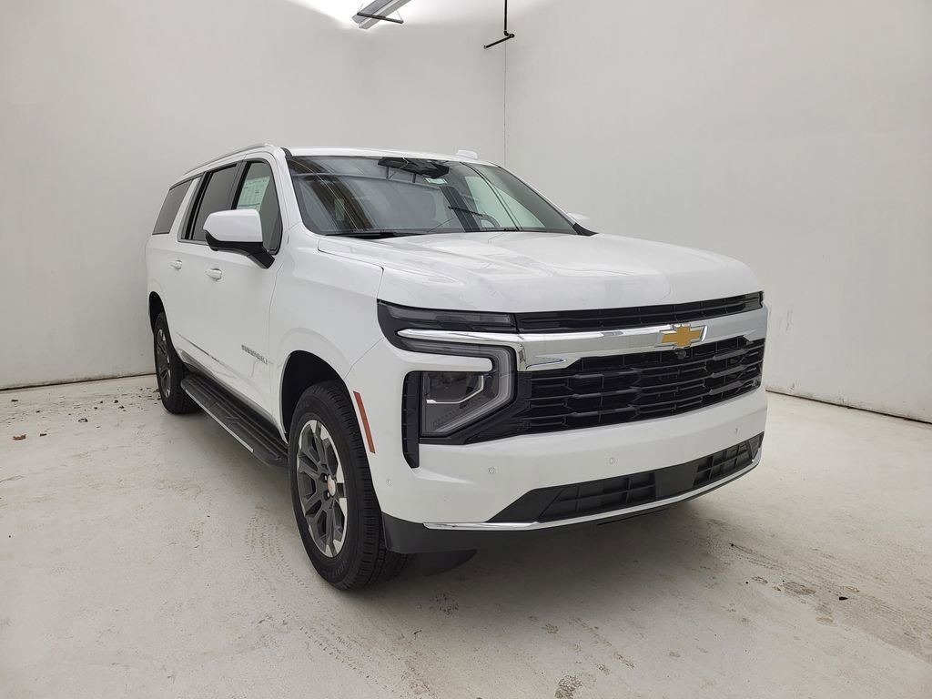 New 2026 Chevrolet Suburban LS RWD image 13
