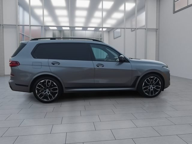 Used 2023 BMW X7 M60i w/ Executive Package AWD/4WD image 9