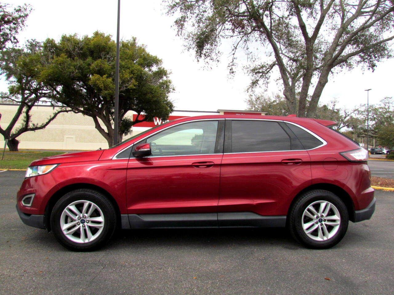 Used 2017 Ford Edge SEL w/ Equipment Group 201A image 5