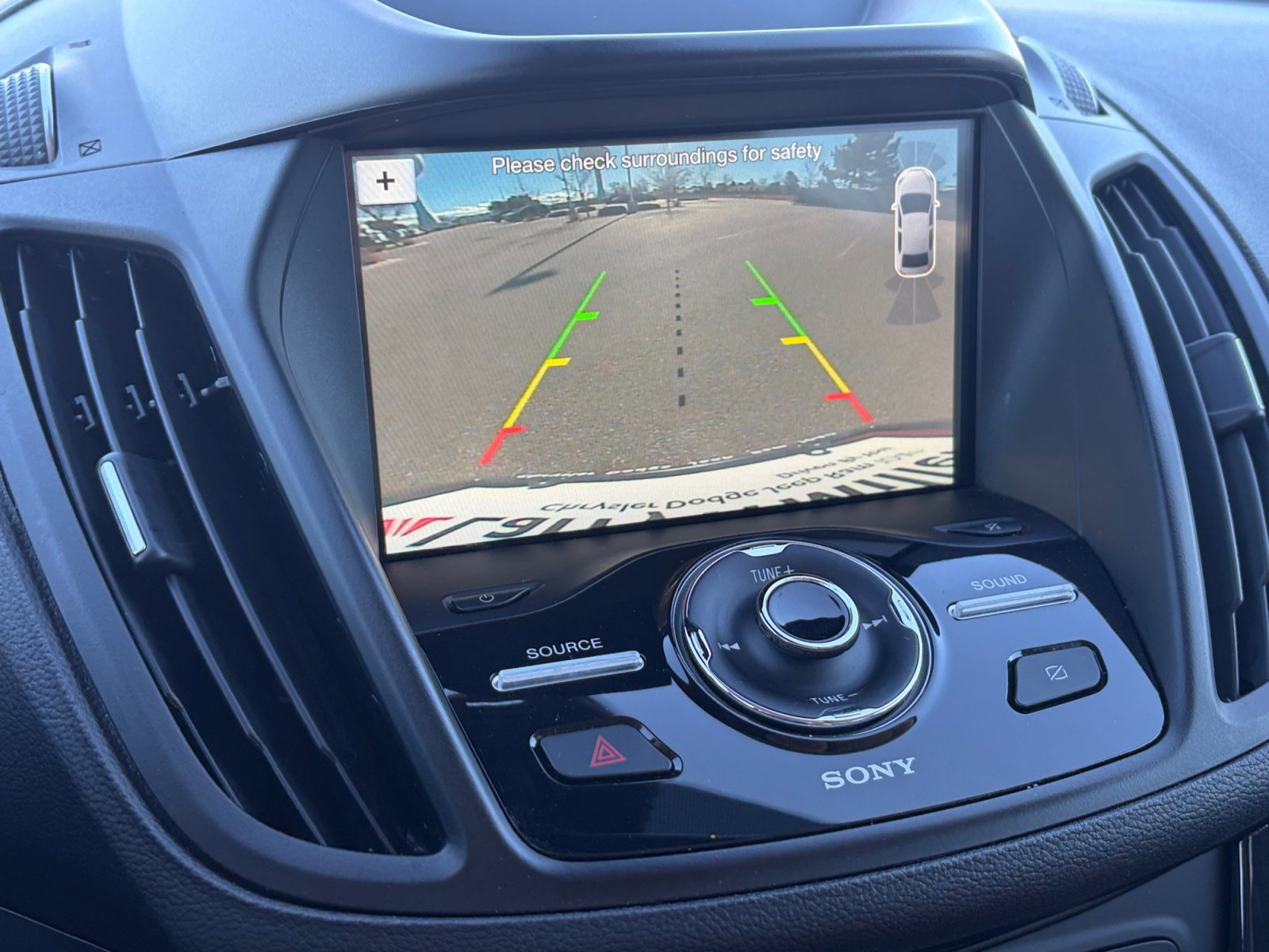 Used 2019 Ford Escape Titanium image 17