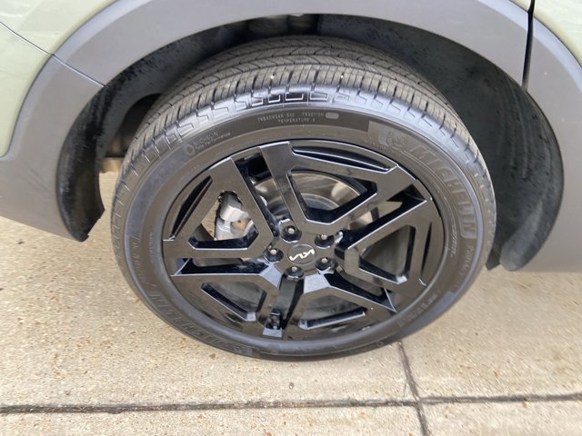 Used 2024 Kia Telluride EX X-Line image 31