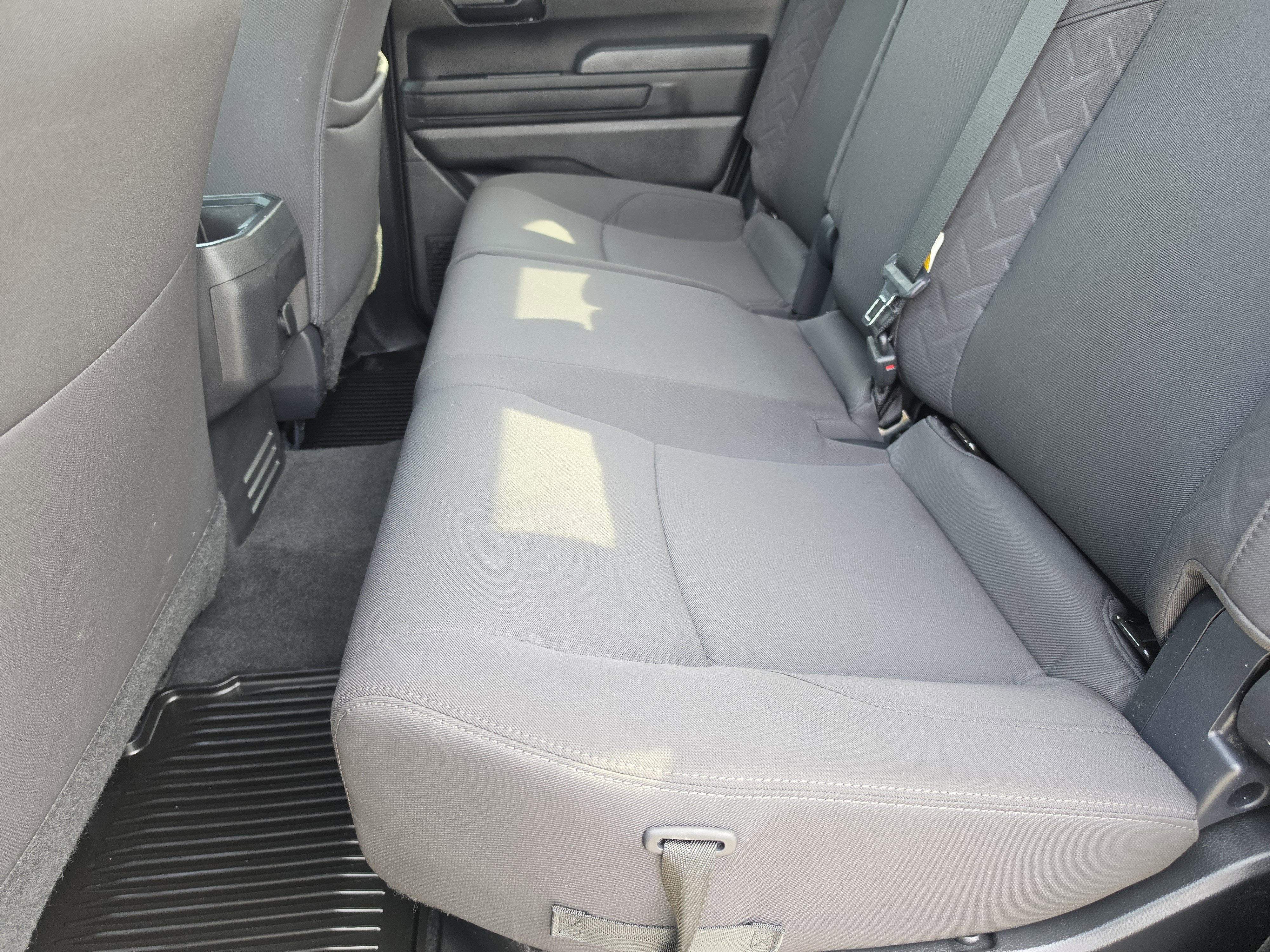 Used 2025 Toyota Tacoma SR5 RWD image 10