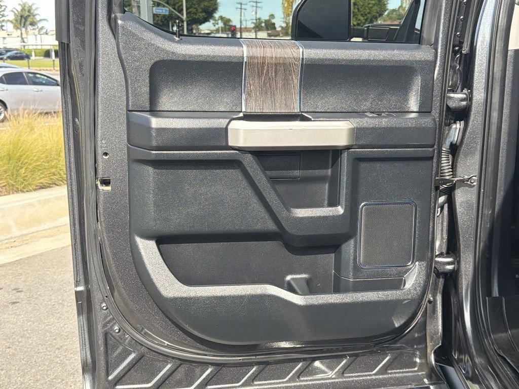Used 2020 Ford F250 Lariat image 25