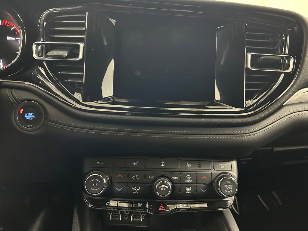 Used 2024 Dodge Durango SXT image 19