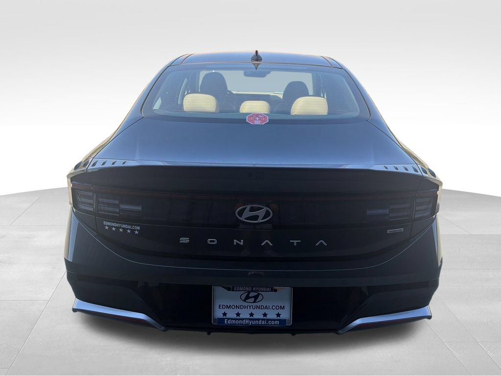 New 2026 Hyundai Sonata Limited FWD image 5