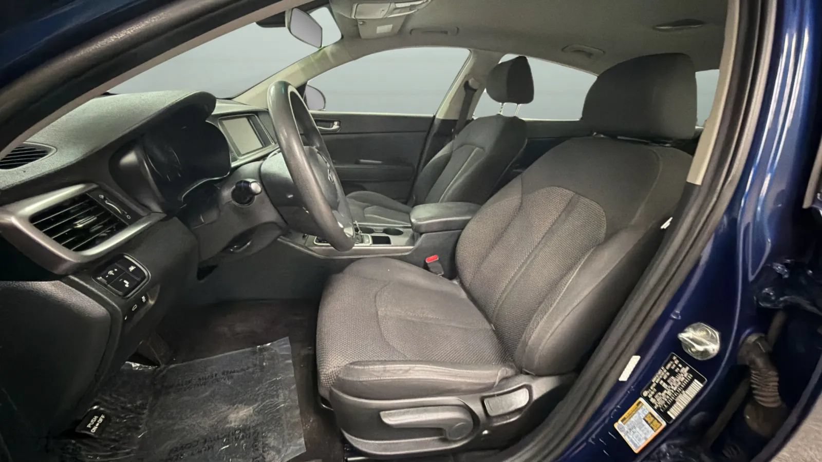Used 2020 Kia Optima LX FWD image 19