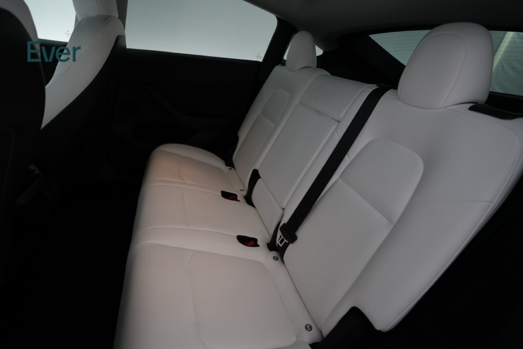 Used 2023 Tesla Model Y Long Range AWD/4WD image 24