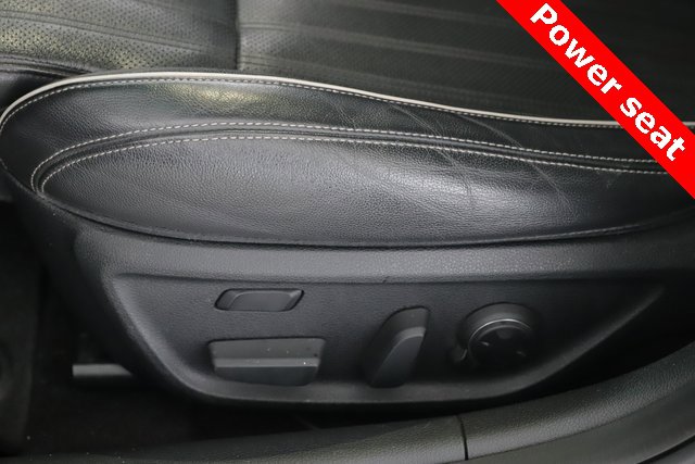 Used 2020 Genesis G70 3.3T image 19