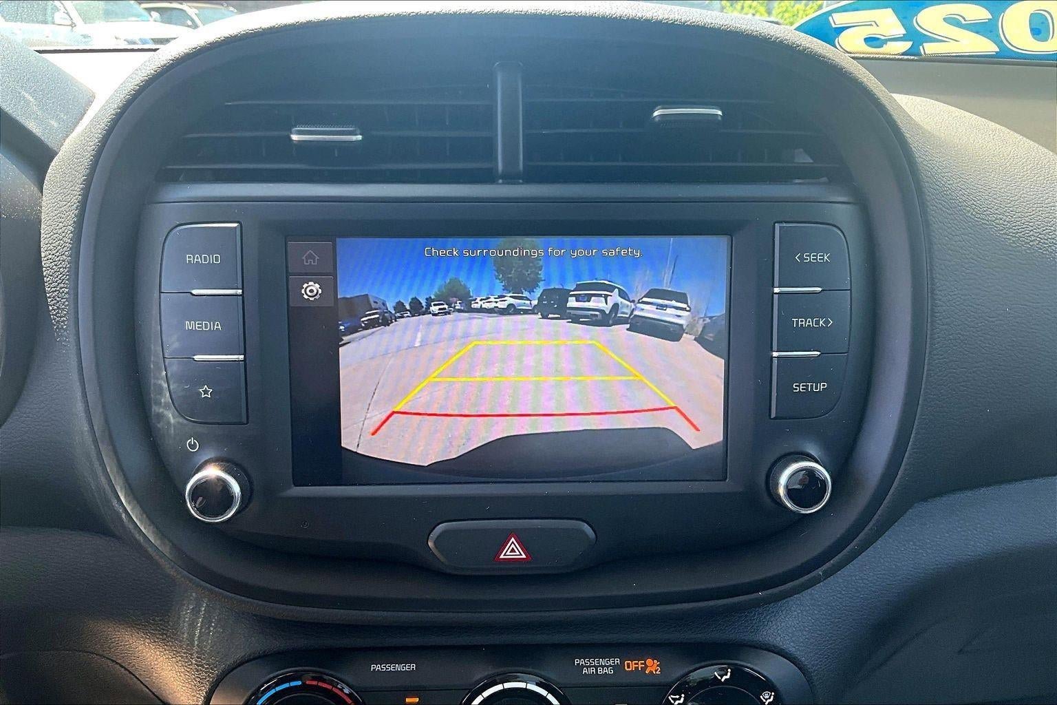 Used 2025 Kia Soul LX FWD image 14