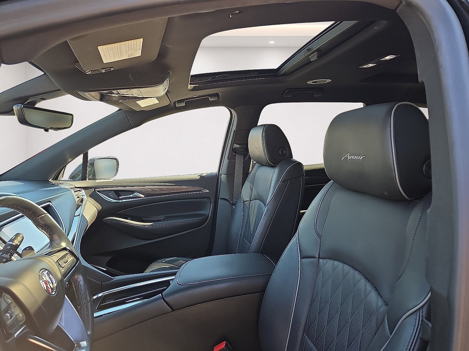 Certified 2023 Buick Enclave Avenir w/ Trailering Package, 5000 lbs. AWD/4WD image 9