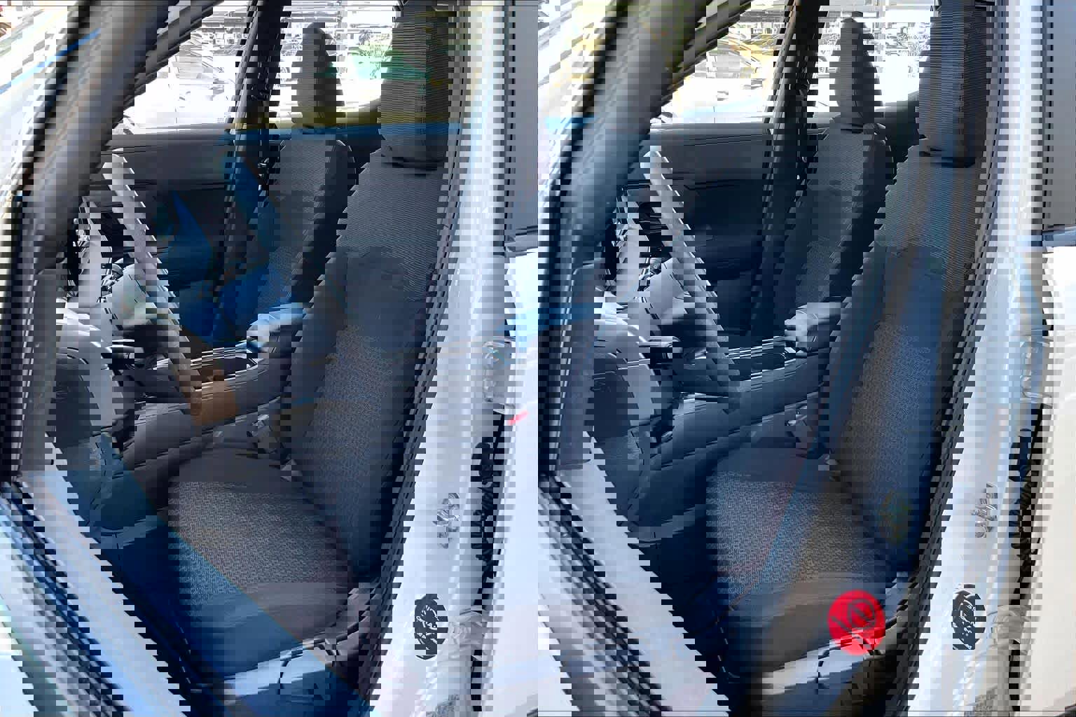 Certified 2025 Nissan Kicks S image 7