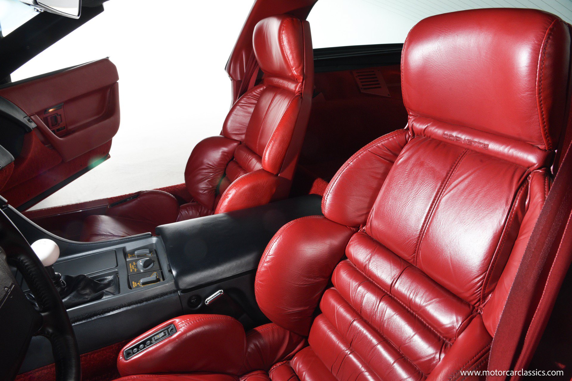 Used 1990 Chevrolet Corvette ZR-1 RWD image 29