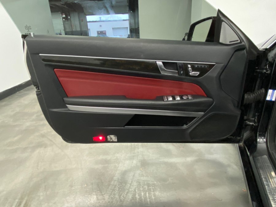 Used 2015 Mercedes-Benz E 400 4MATIC Coupe image 39