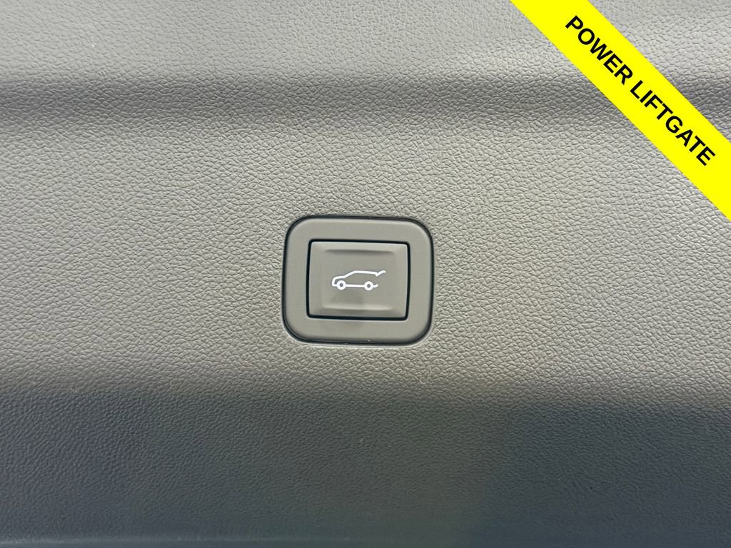 New 2026 GMC Yukon XL Denali w/ Denali Reserve Package AWD/4WD image 15