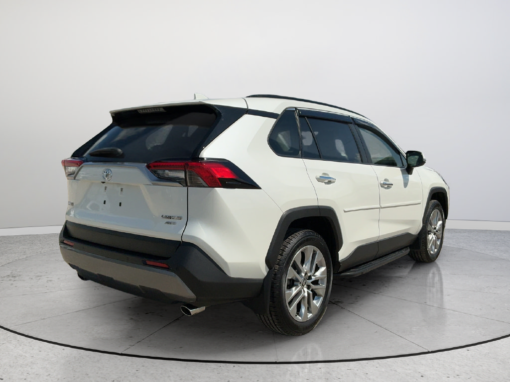 Used 2020 Toyota RAV4 Limited AWD/4WD image 6