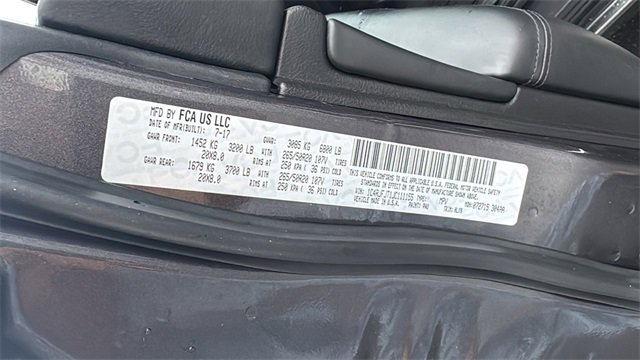 Used 2018 Jeep Grand Cherokee Summit image 38