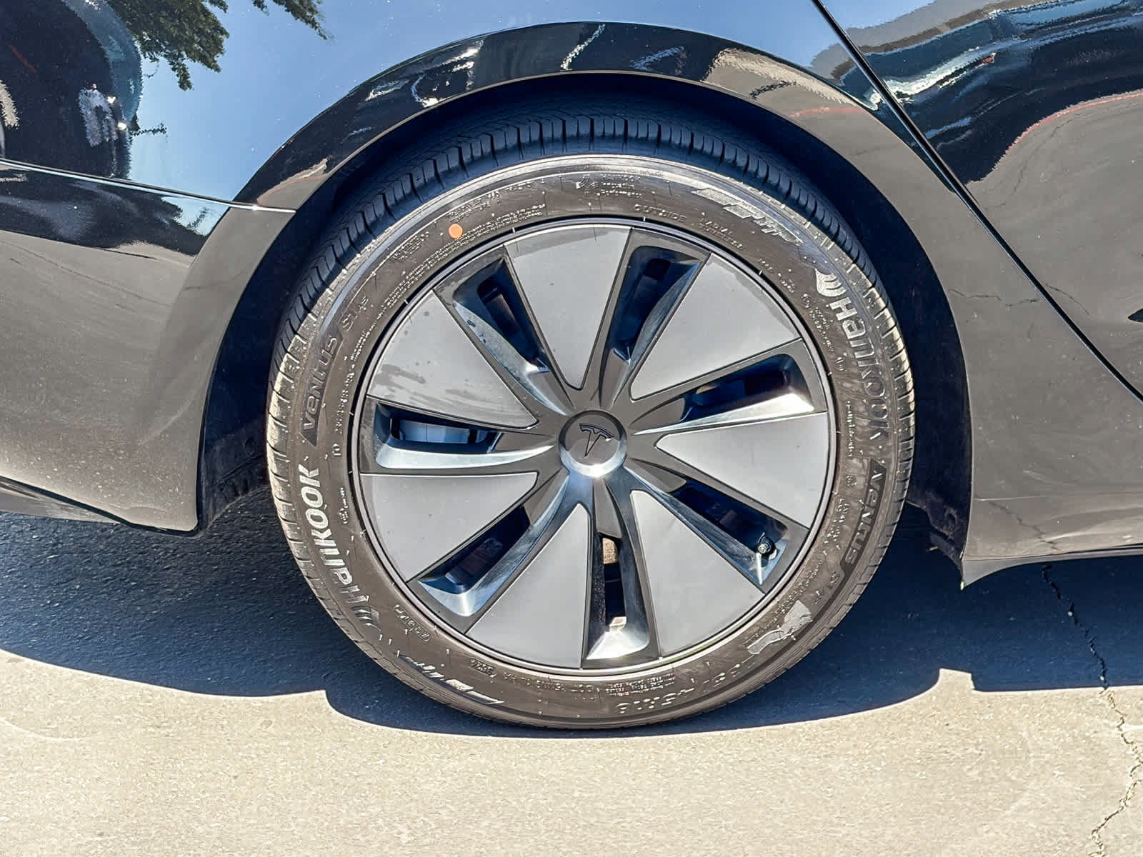Used 2025 Tesla Model 3 Long Range RWD image 10