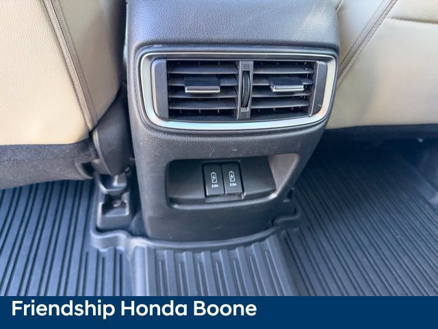 Used 2019 Honda CR-V Touring image 40