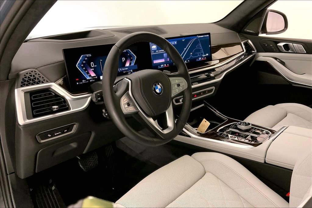 Certified 2026 BMW X7 xDrive40i image 21