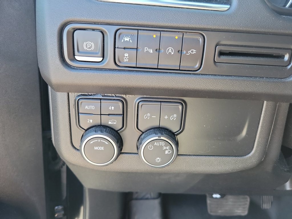 Certified 2022 Chevrolet Tahoe LS AWD/4WD image 17