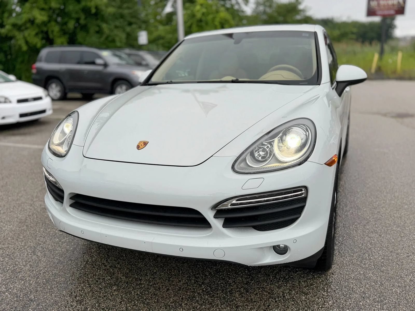 Used 2014 Porsche Cayenne S AWD/4WD image 22