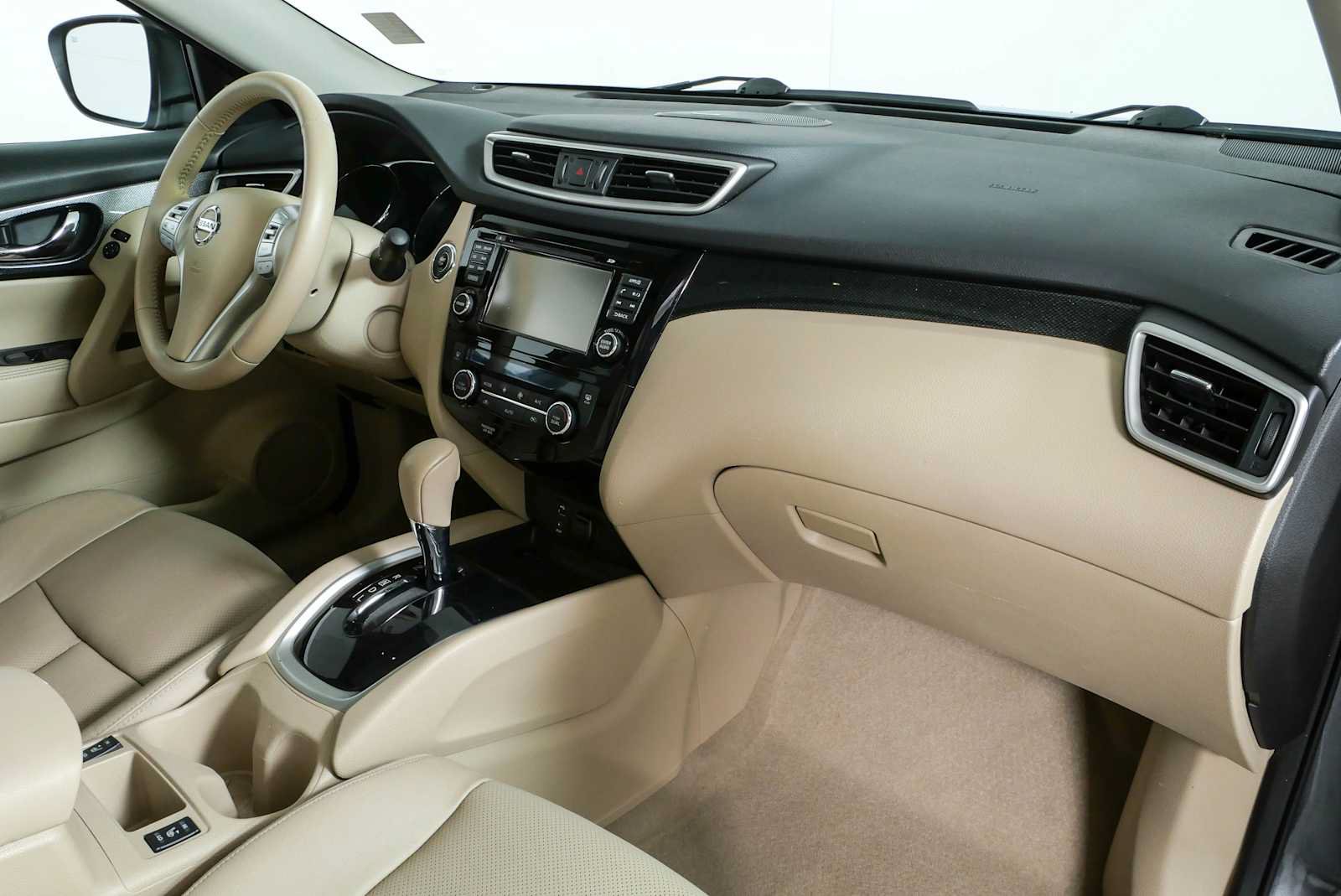 Used 2014 Nissan Rogue SL w/ SL Premium Package FWD image 23