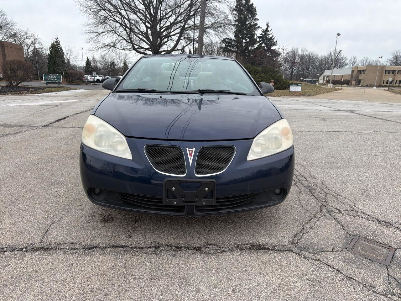 Used 2008 Pontiac G6 GT w/ Sport Package image 2
