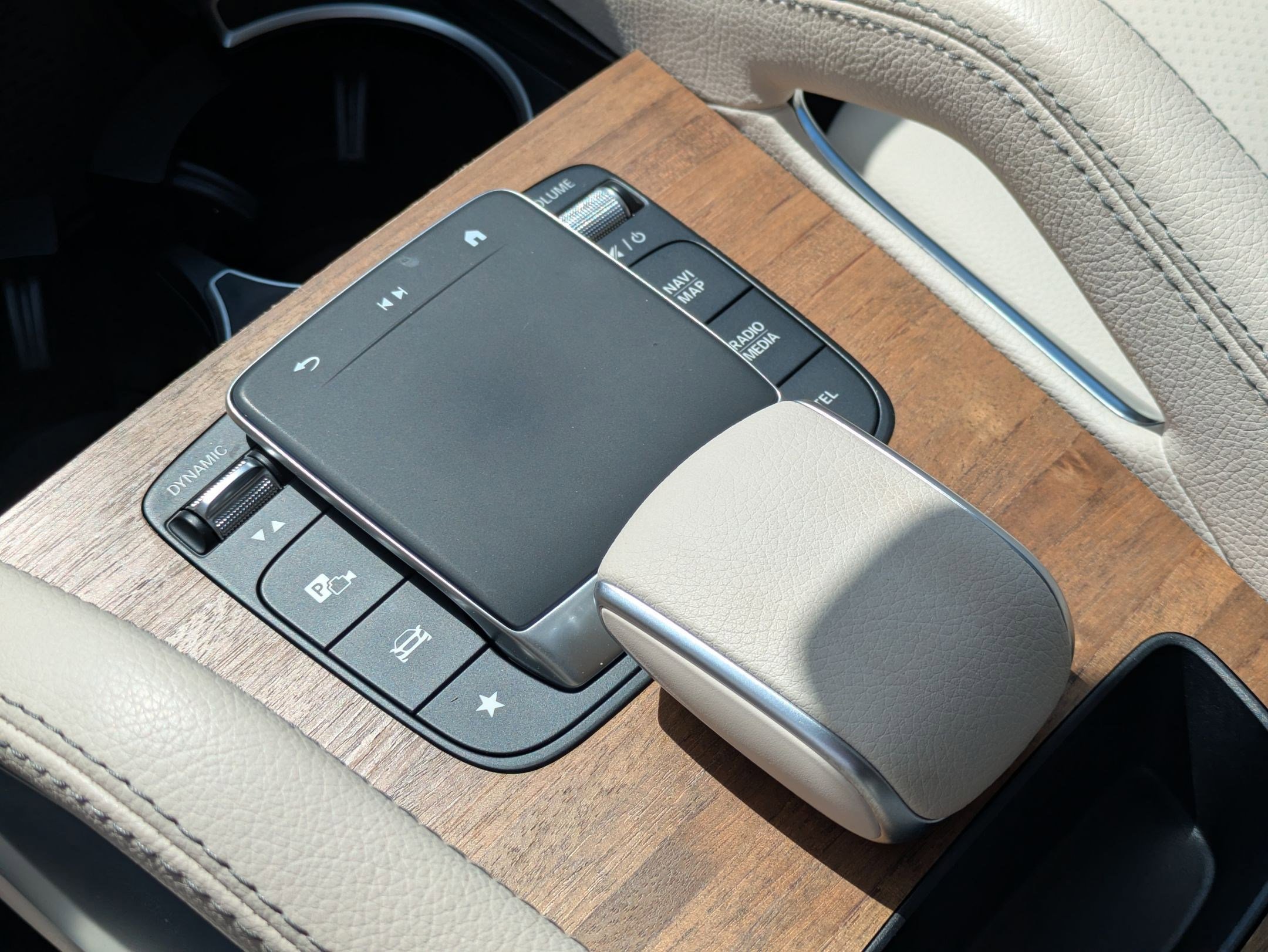 Certified 2024 Mercedes-Benz GLE 350 4MATIC image 26