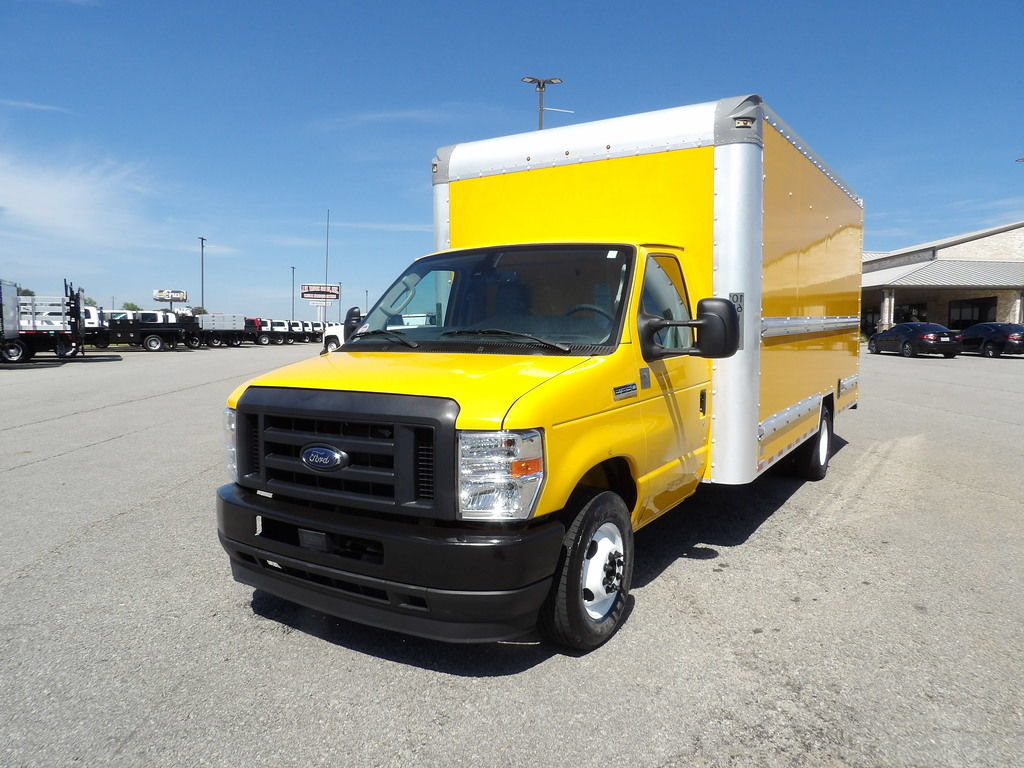 Used 2021 Ford E-350 and Econoline 350 Super Duty RWD image 50