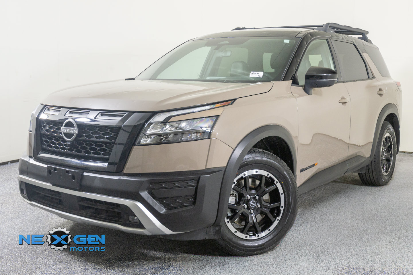 Used 2023 Nissan Pathfinder Rock Creek AWD/4WD image 11