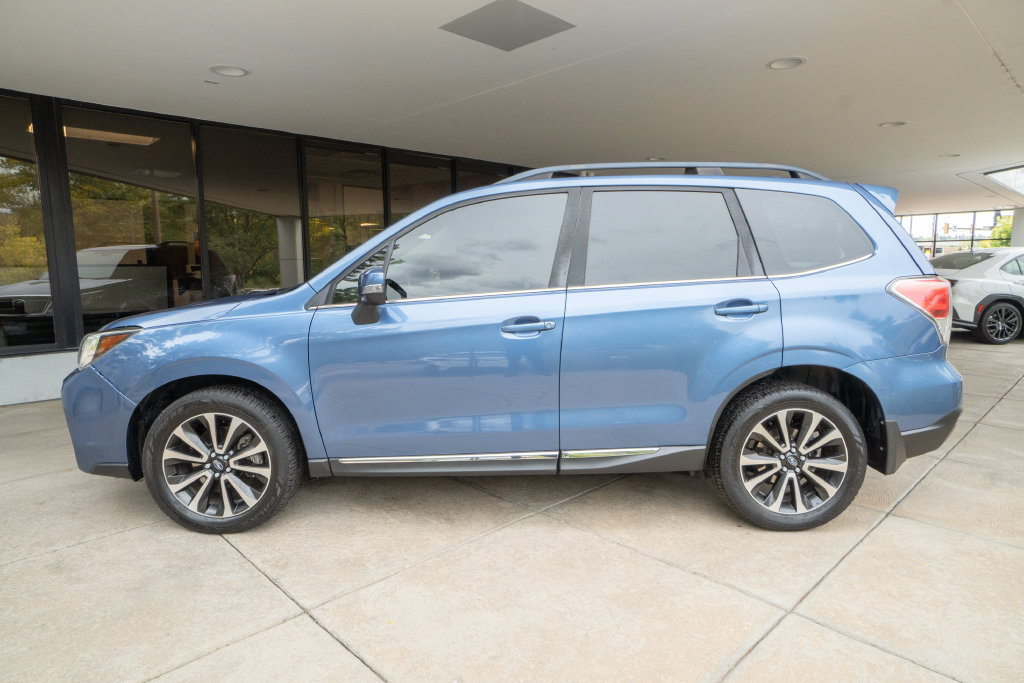 Used 2017 Subaru Forester 2.0XT Touring AWD/4WD image 4