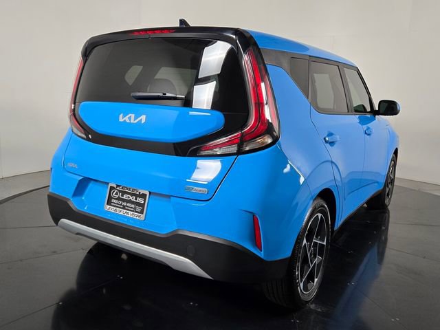 Used 2023 Kia Soul EX image 6
