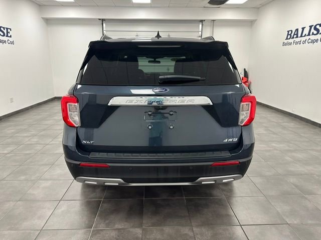 Used 2023 Ford Explorer XLT w/ Equipment Group 202A AWD/4WD image 7