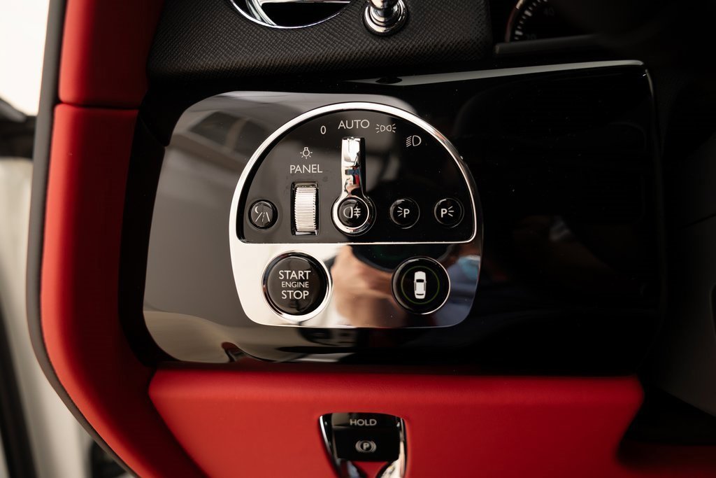 Used 2023 Rolls-Royce Cullinan image 50