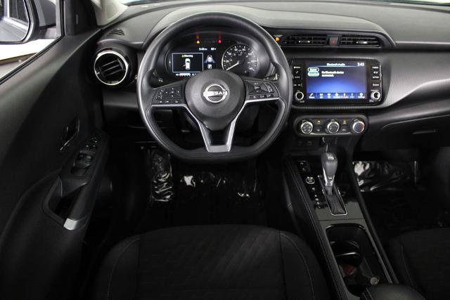 Certified 2023 Nissan Kicks SV FWD image 7