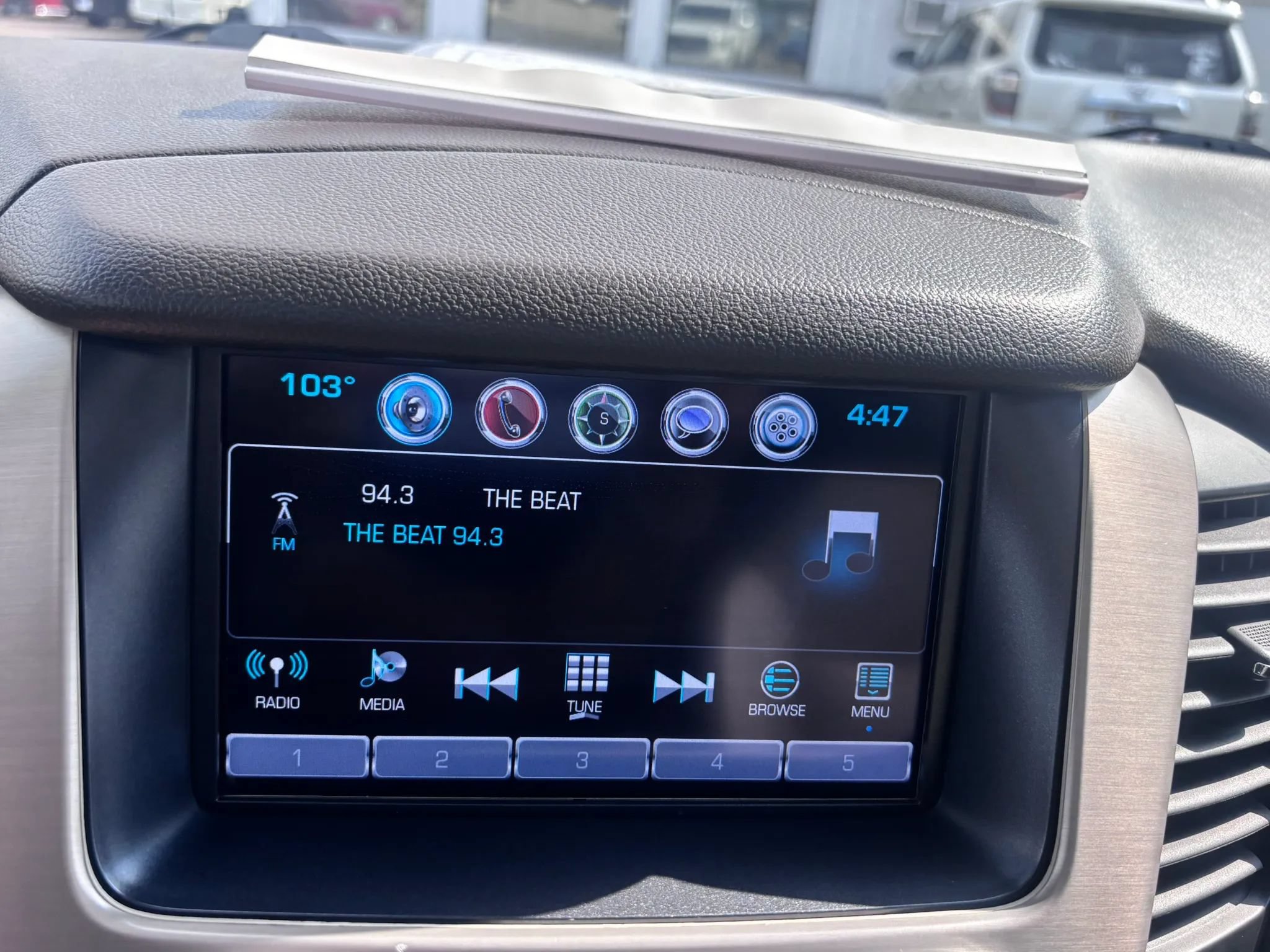 Used 2019 GMC Yukon Denali w/ Denali Ultimate Package AWD/4WD image 16