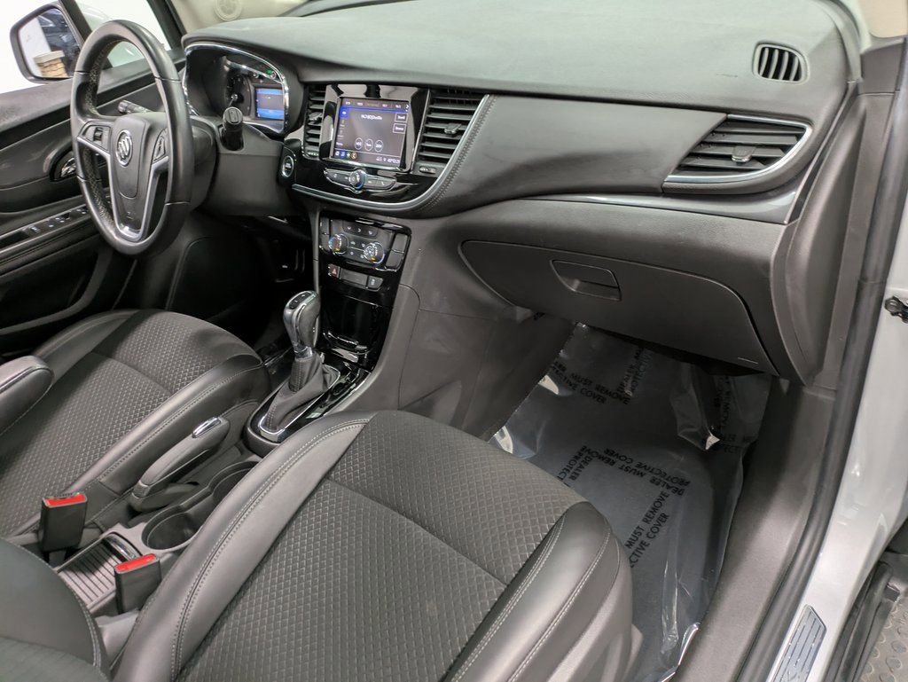 Used 2022 Buick Encore Preferred w/ Safety Package image 29