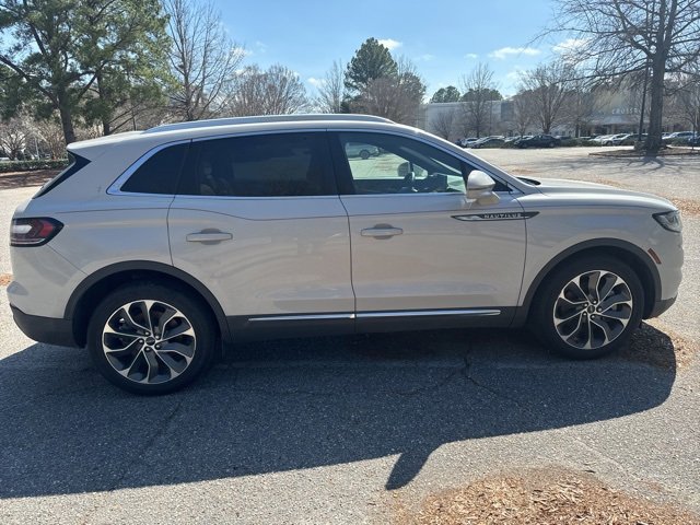 Used 2023 Lincoln Nautilus Reserve w/ Luxury Package image 7