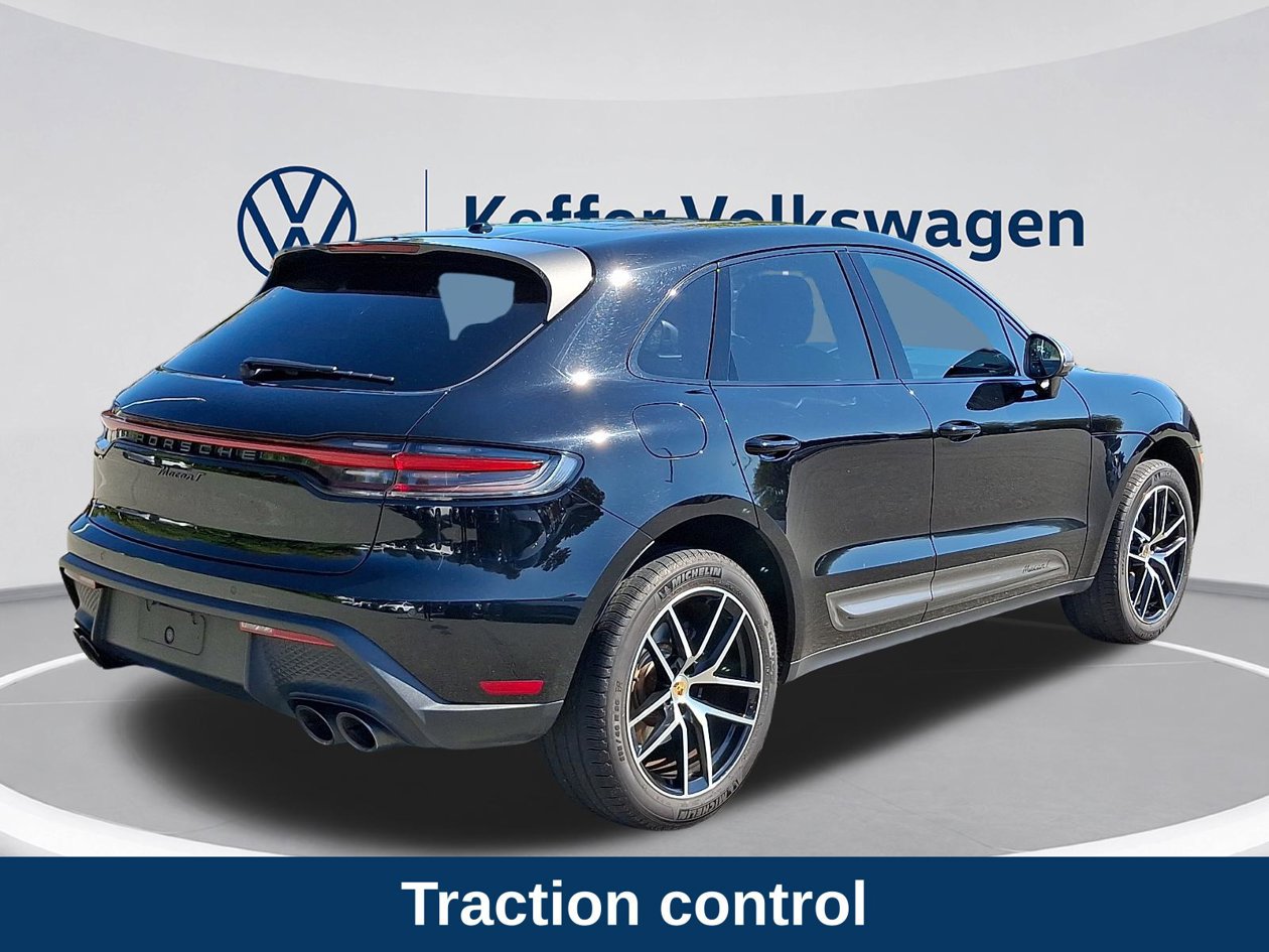 Used 2023 Porsche Macan Turbo AWD/4WD image 6