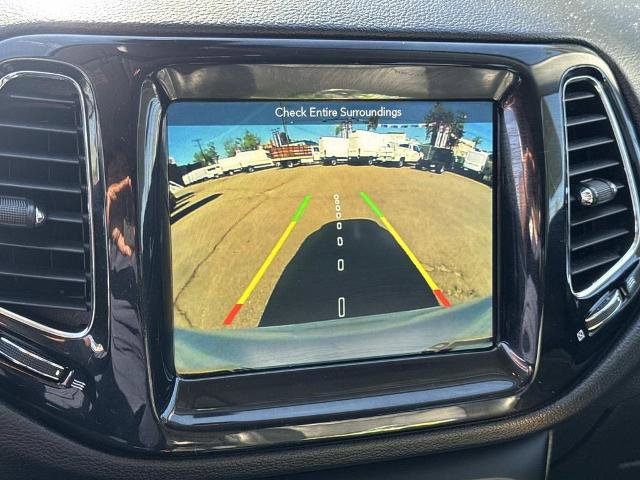 Used 2018 Jeep Compass Limited w/ Navigation Group image 31