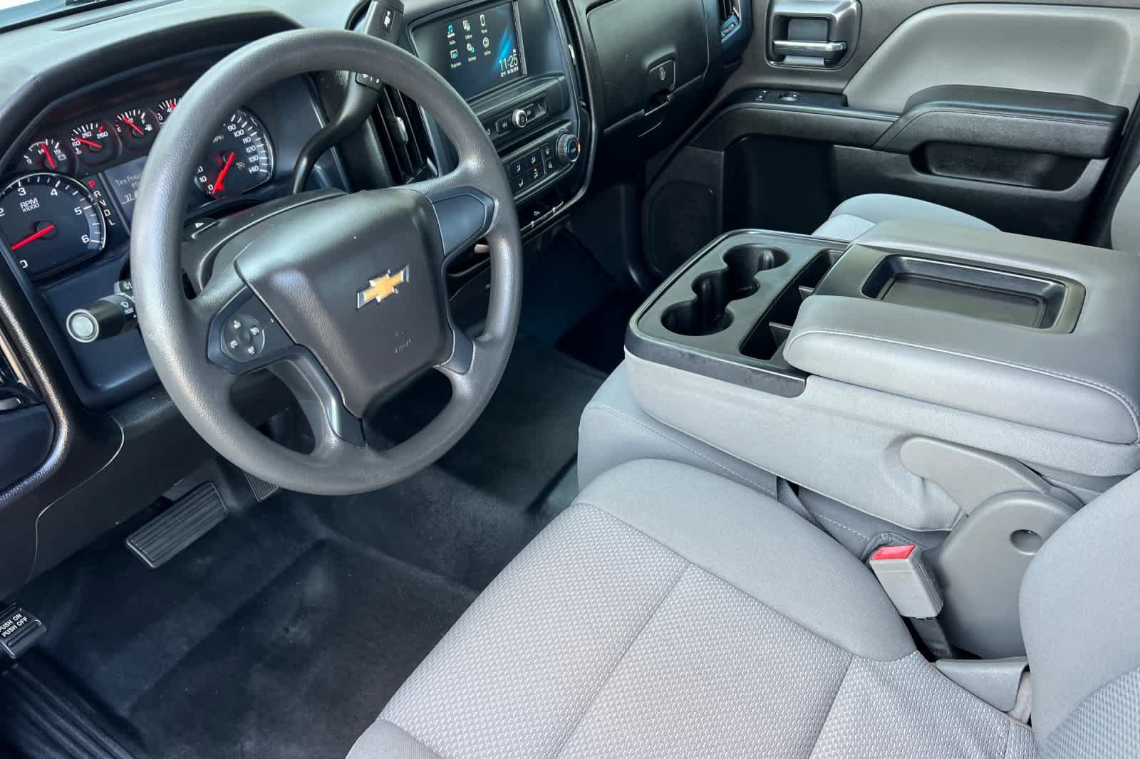 Used 2018 Chevrolet Silverado 1500 Custom w/ Trailering Package RWD image 11