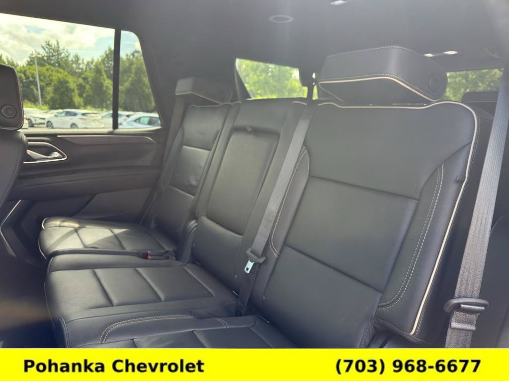 Certified 2023 GMC Yukon SLT w/ SLT Luxury Package AWD/4WD image 21