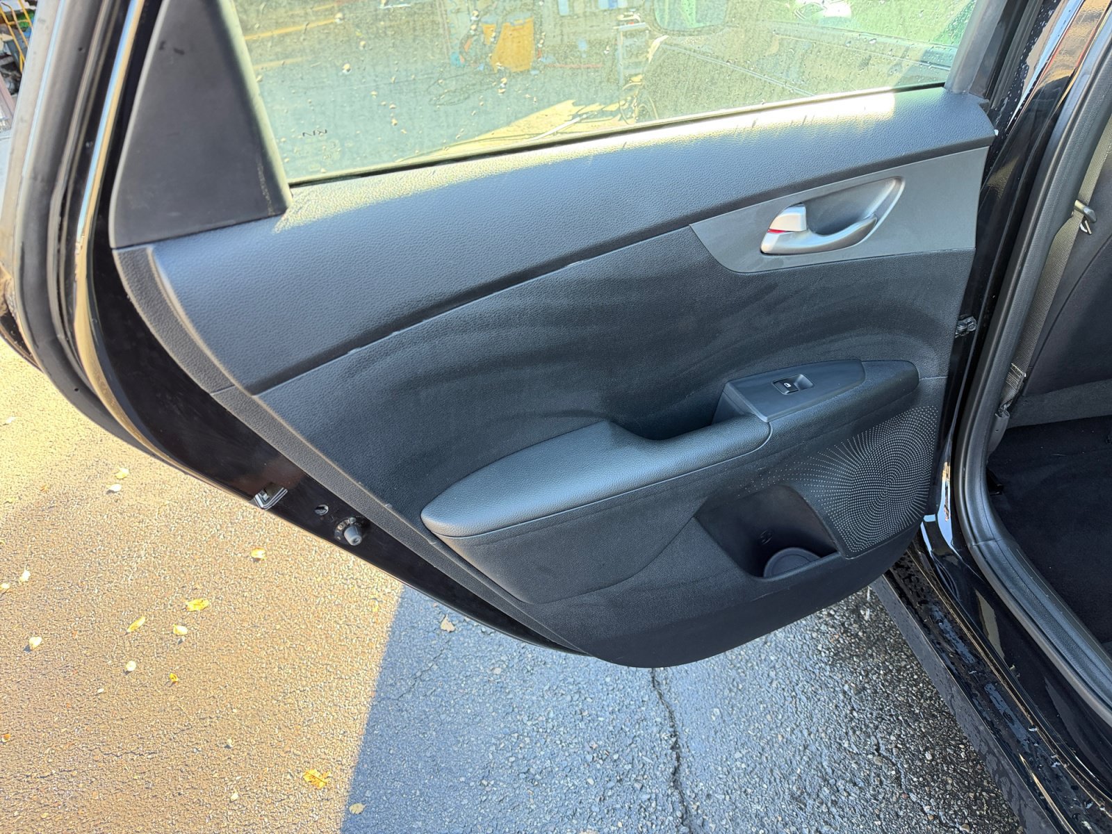 Used 2019 Kia Forte LXS FWD image 28