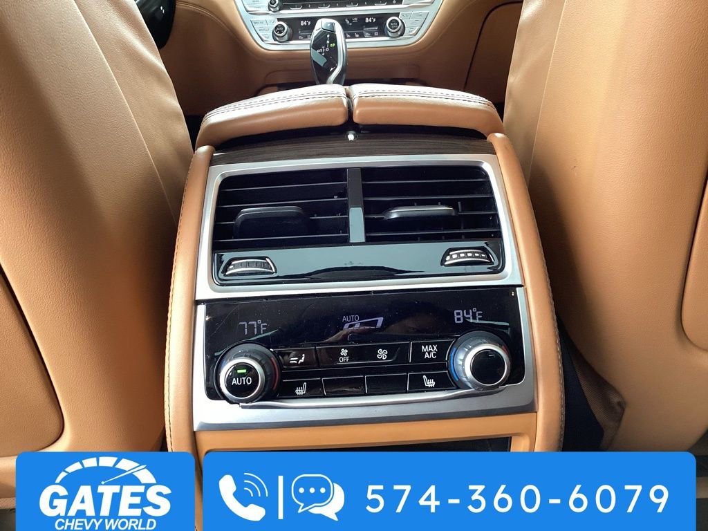 Used 2021 BMW 740i xDrive w/ Premium Package image 15