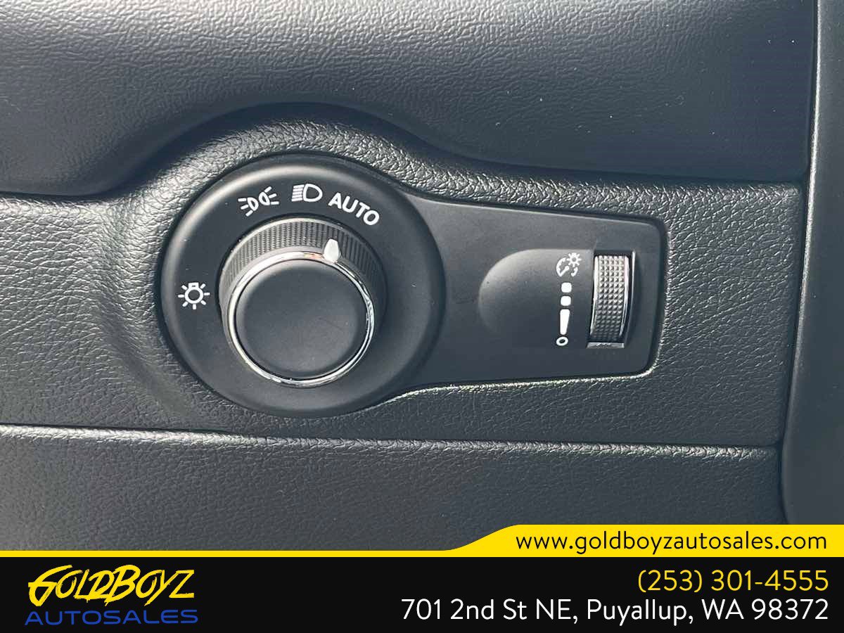 Used 2025 Dodge Durango R/T AWD/4WD image 27