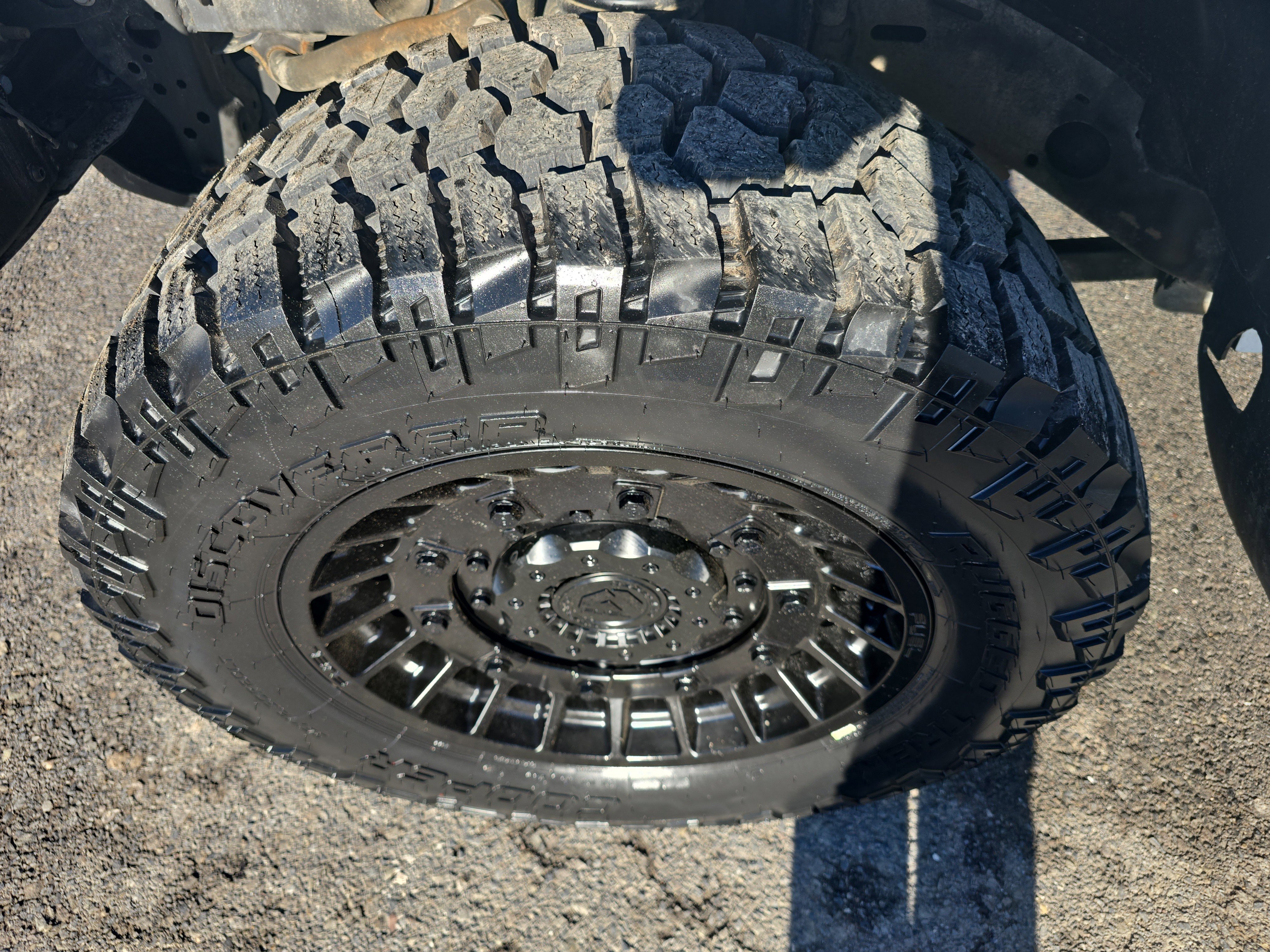 Used 2021 Jeep Gladiator Sport image 11