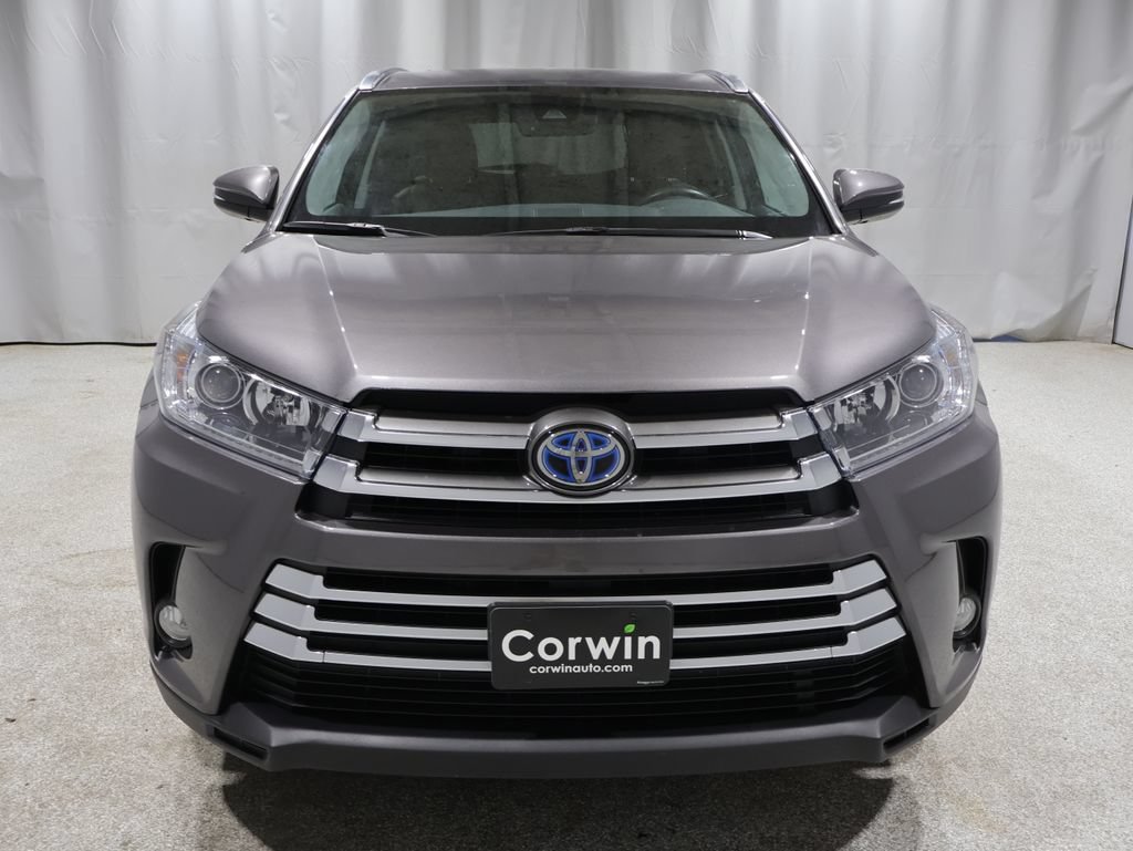 Used 2017 Toyota Highlander Limited w/ Protection Package #3 AWD/4WD image 8