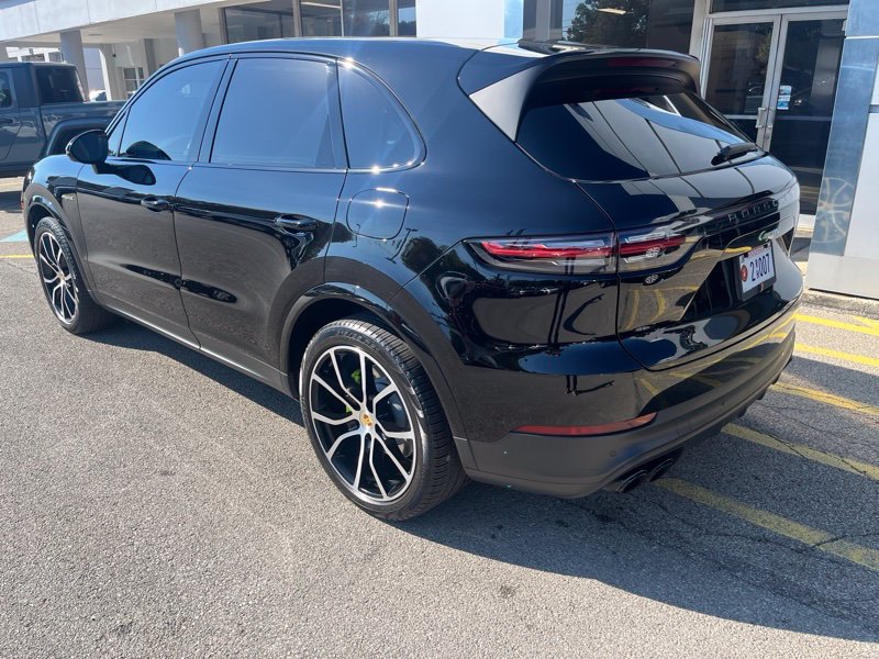 Used 2021 Porsche Cayenne E-Hybrid AWD/4WD image 5