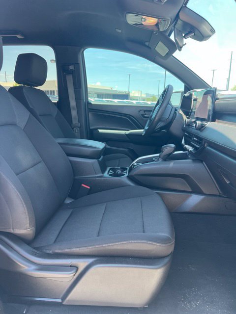 Used 2024 Chevrolet Colorado Trail Boss w/ Technology Package AWD/4WD image 31