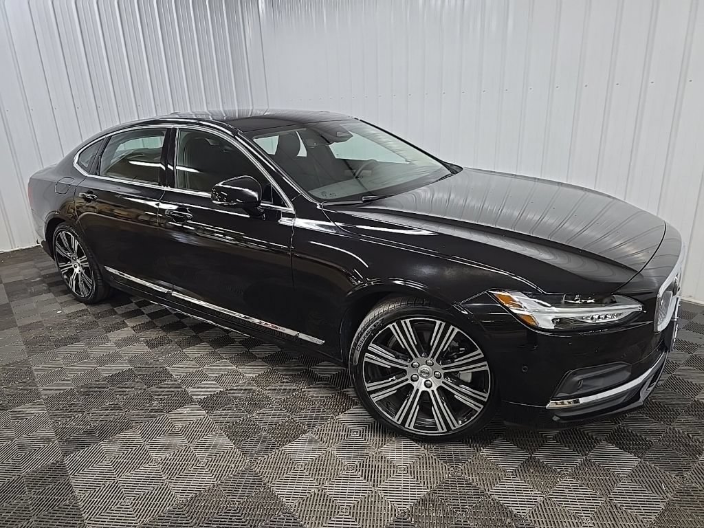 Used 2025 Volvo S90 B6 Plus AWD/4WD image 7